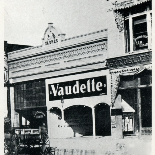 Vaudette Theatre in 1908 on Court St.