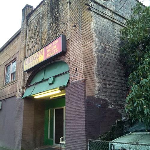 Photograph of the building's entrance in 2014 when it was called the Oregon Theater