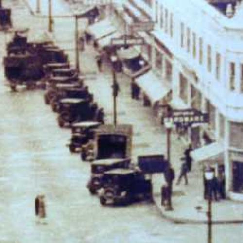 Commercial Street, Viking Theatre on right, c. 1930s. Puget Sound Theatre Oregon Society.