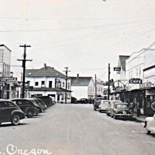 Black and White Street View of the Florence Theatre