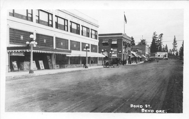 Bond St. in 1917